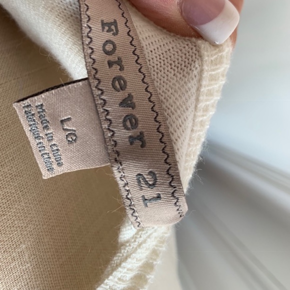 Forever Women's New with Tags Cardigan Sweater - Picture 6 of 6